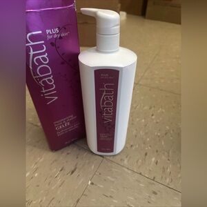 Vitabath Plus for Dry Skin Moisturizing Bath & Shower Gelee 900g / 32 oz.